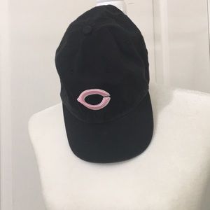 Cincinnati Reds Women’s Ball Cap